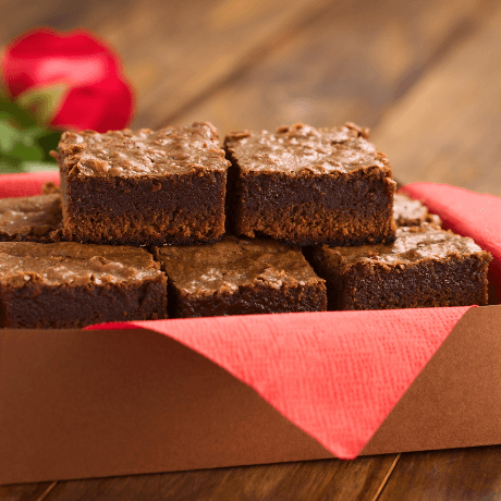 Chocolate brownies served in box
