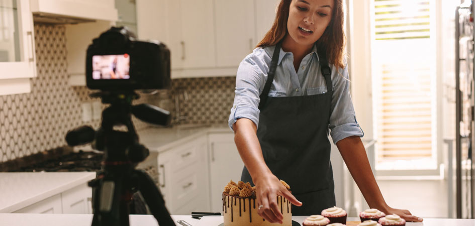 food blogger shooting video