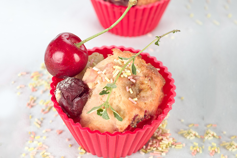 cherry muffin